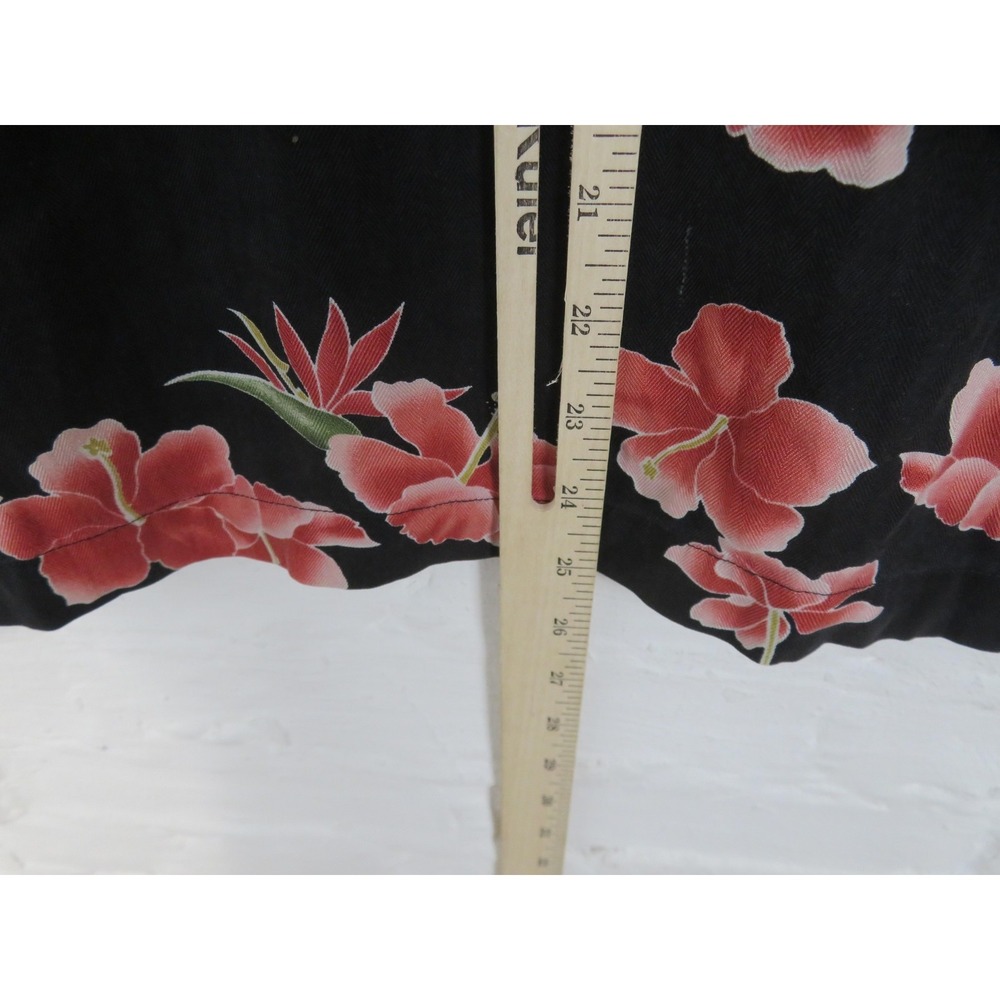 Tommy Bahama Shirt Womens XL Black Silk Hawaiian Floral Short Sleeve Button Up - Picture 7 of 7